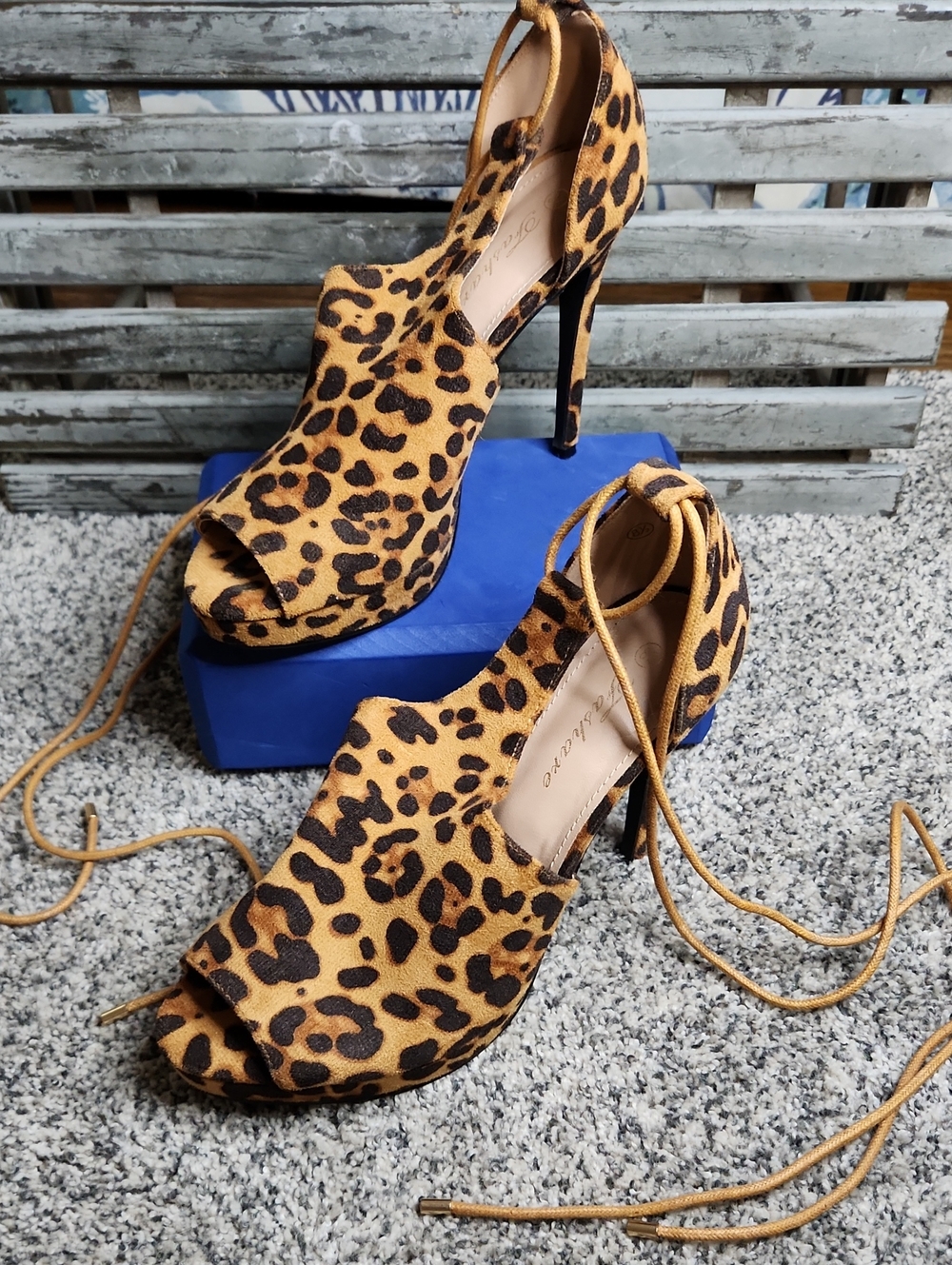 Leopard Print Open-Toe Lace-Up High Heels in Tan & Black